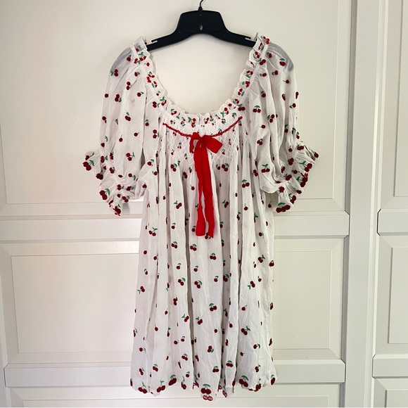 New! For Love & Lemons White & Red Beaded Cherry Slip Mini Dress 26989 - Picture 5 of 15